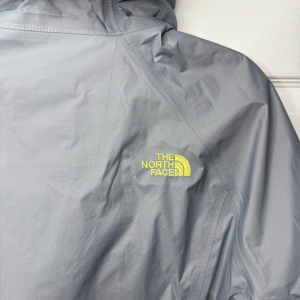 The North Face Women's Gray and Green Rain Wind Outdoor Jacket Size Small GUC - Picture 5 of 8